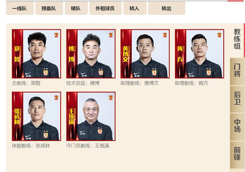 其中一把伞的伞面背后，能看到主演胡歌与桂纶镁的人影